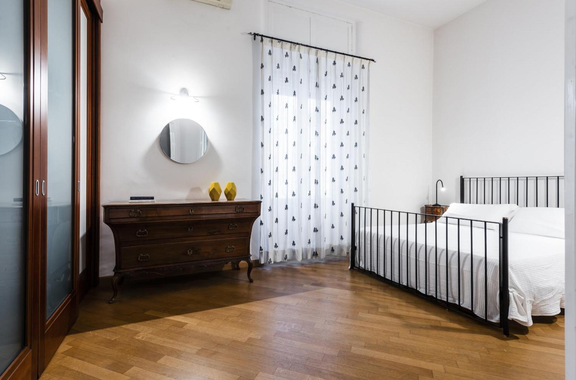 Agata Apartment With Balcony By Wonderful Italy คาตาเนีย ภายนอก รูปภาพ