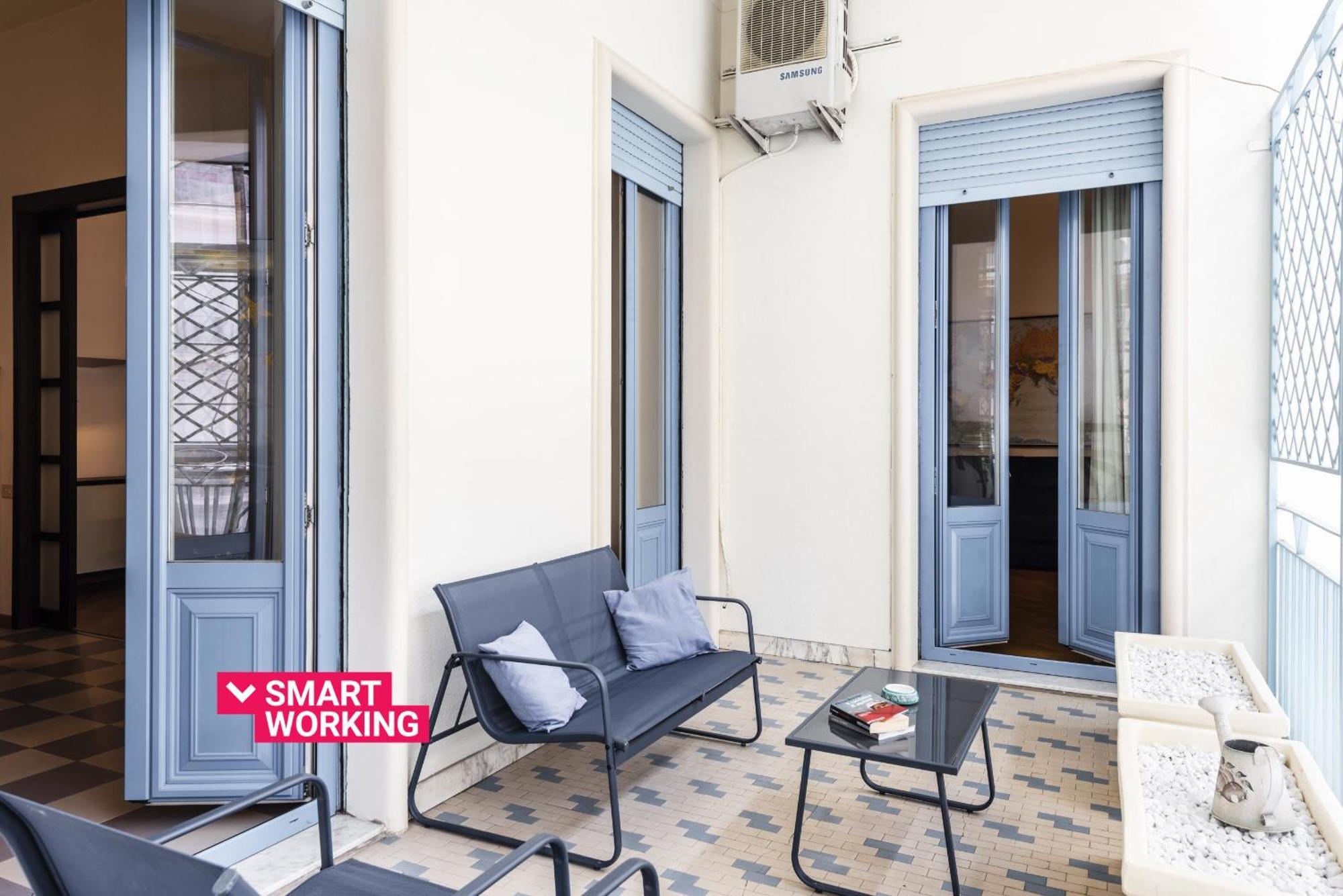 Agata Apartment With Balcony By Wonderful Italy คาตาเนีย ภายนอก รูปภาพ